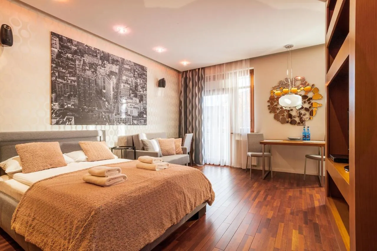 Broadway - Neptun Park By Oneapartments location